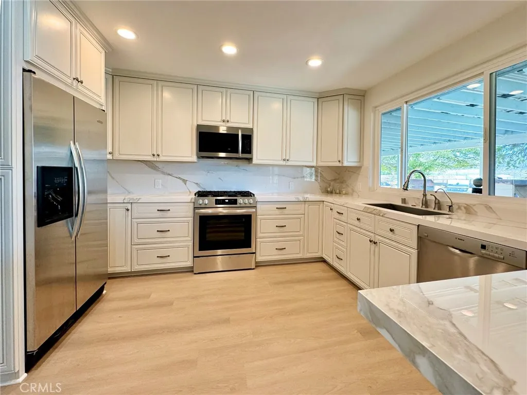 65585 4th S, Joshua Tree, California 92252 home-pic-33